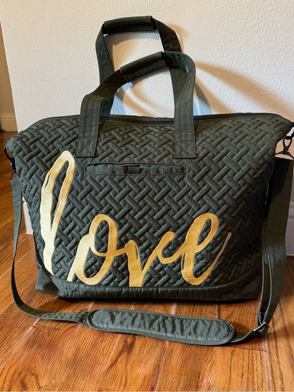Lug Aerial Tote in Olive with “love” embroidery